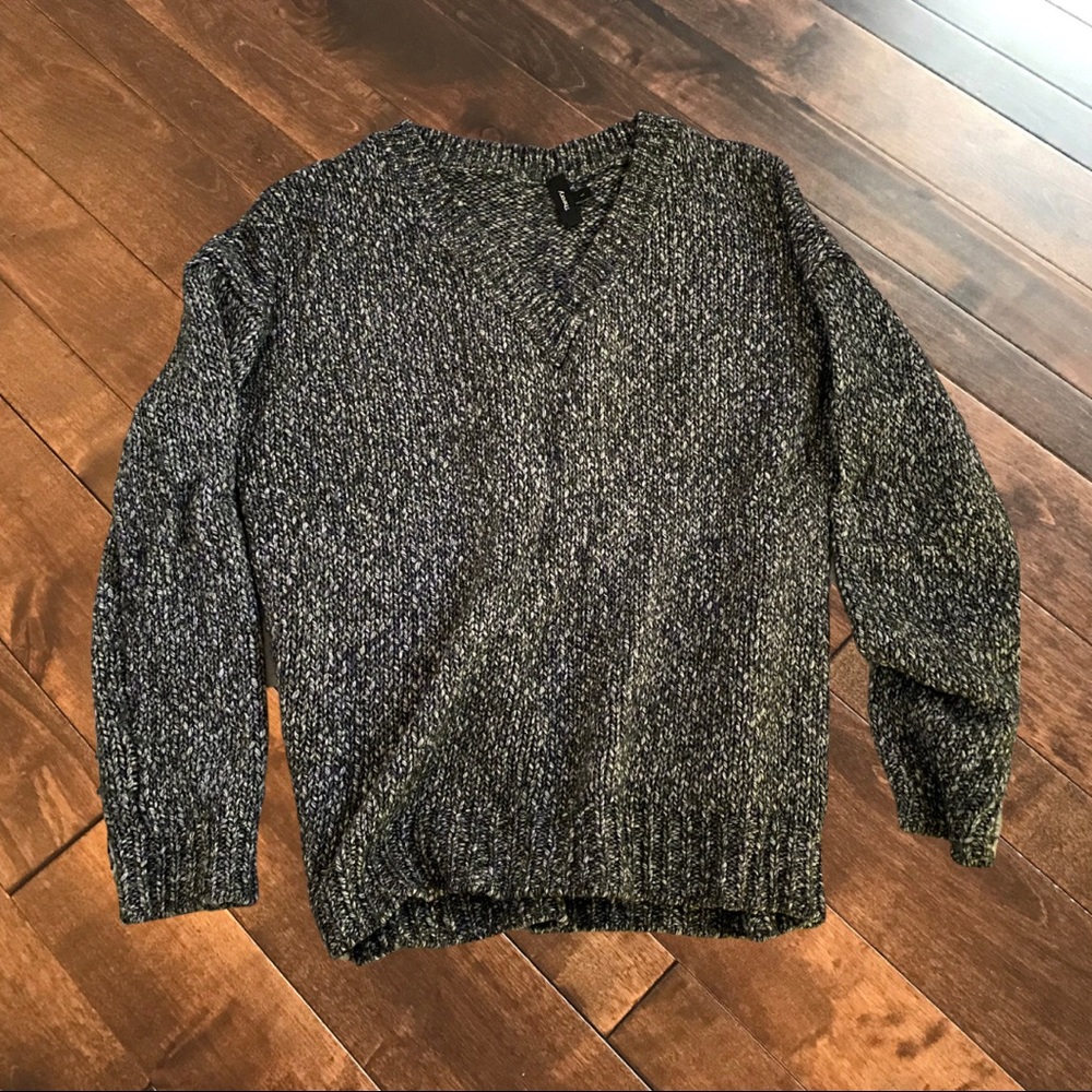 THEORY KNIT SWEATER